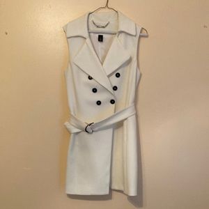 Double breasted white house black market vest